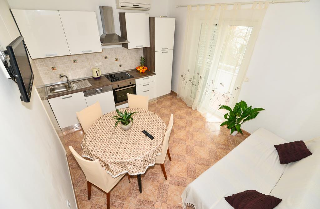 Apartments Sonja Tučepi Exteriér fotografie